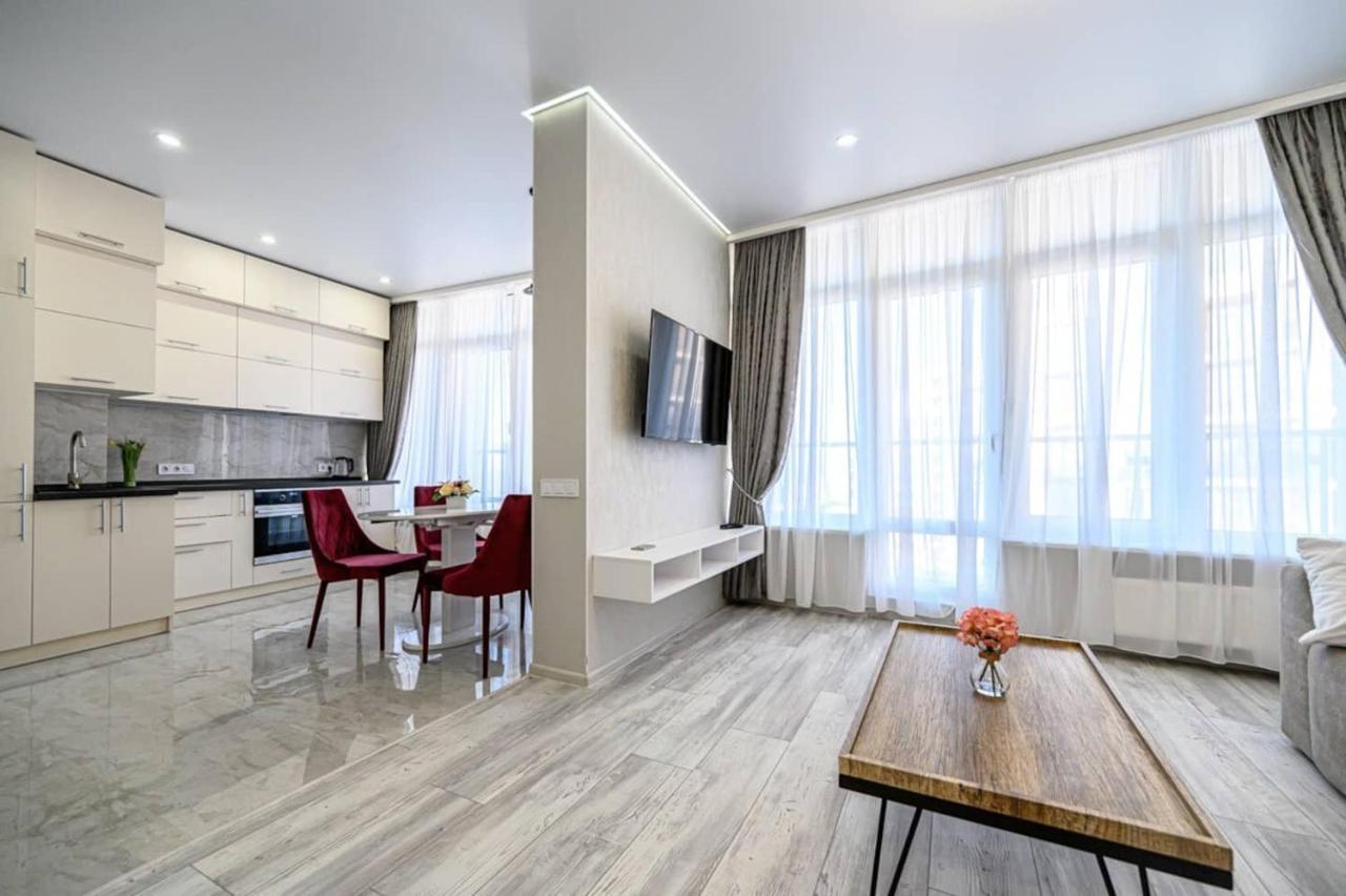 Комфортные Апартаменты 36 Жемчужина Odesa Exterior foto